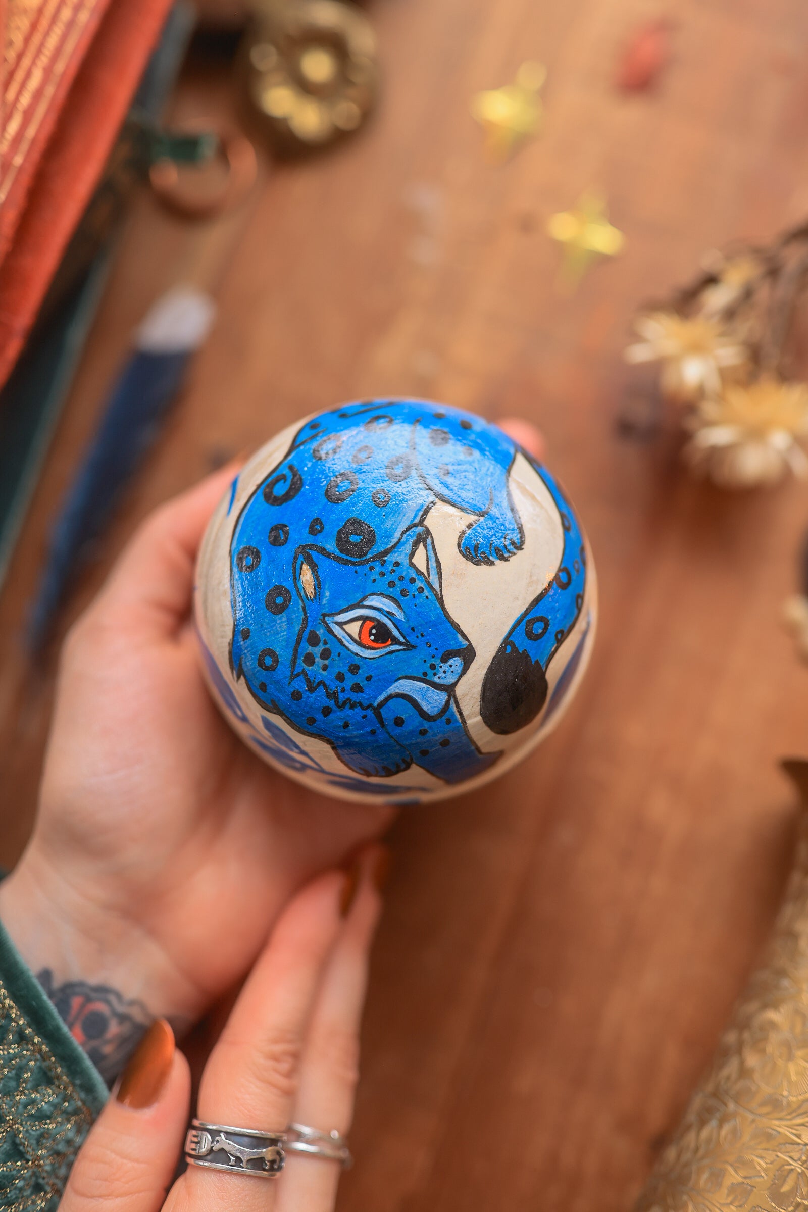 Painted Snow Leopard of Jhasa Jewelry Box
