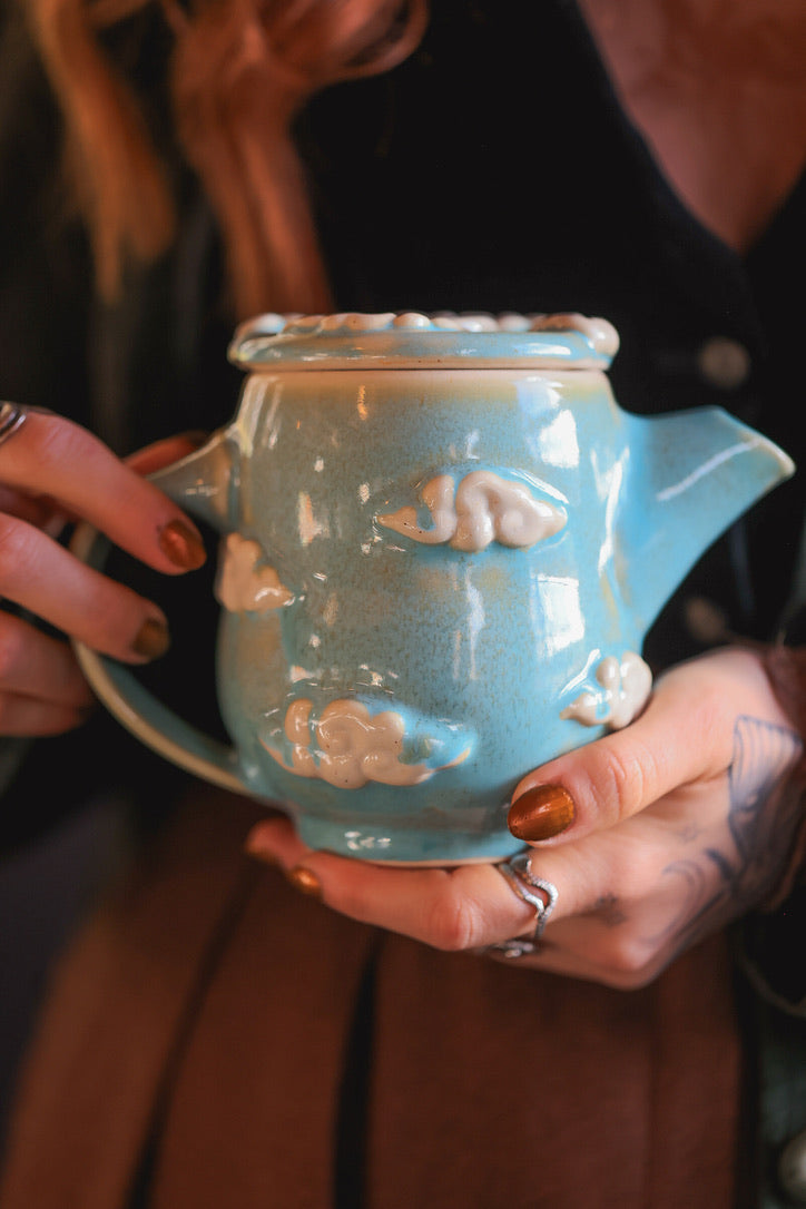 DISCOUNTED Porcelain Cloud Teapot in Turquoise