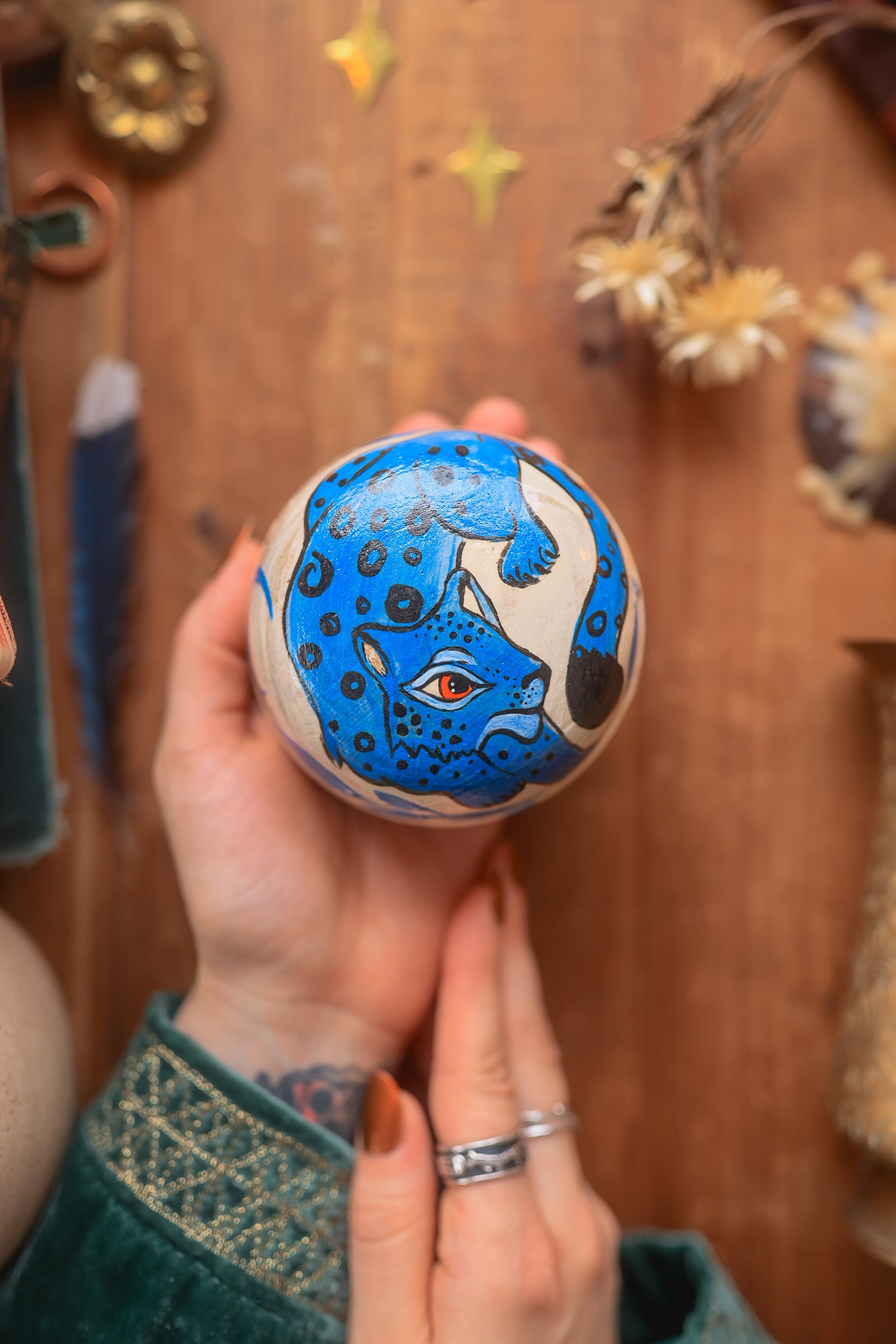 Painted Snow Leopard of Jhasa Jewelry Box