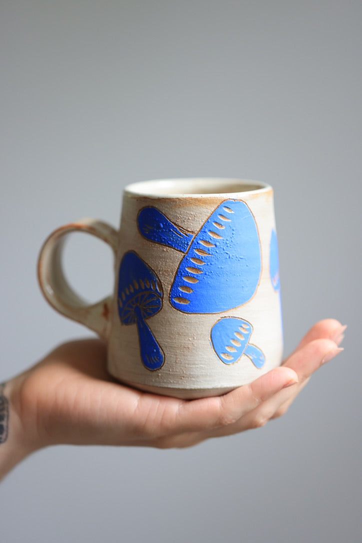 24 Forest Fungi Mug 12 oz