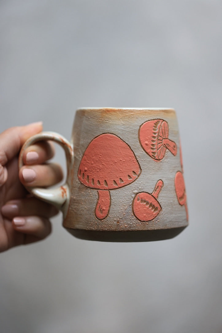 31 Forest Fungi Mug 14 oz
