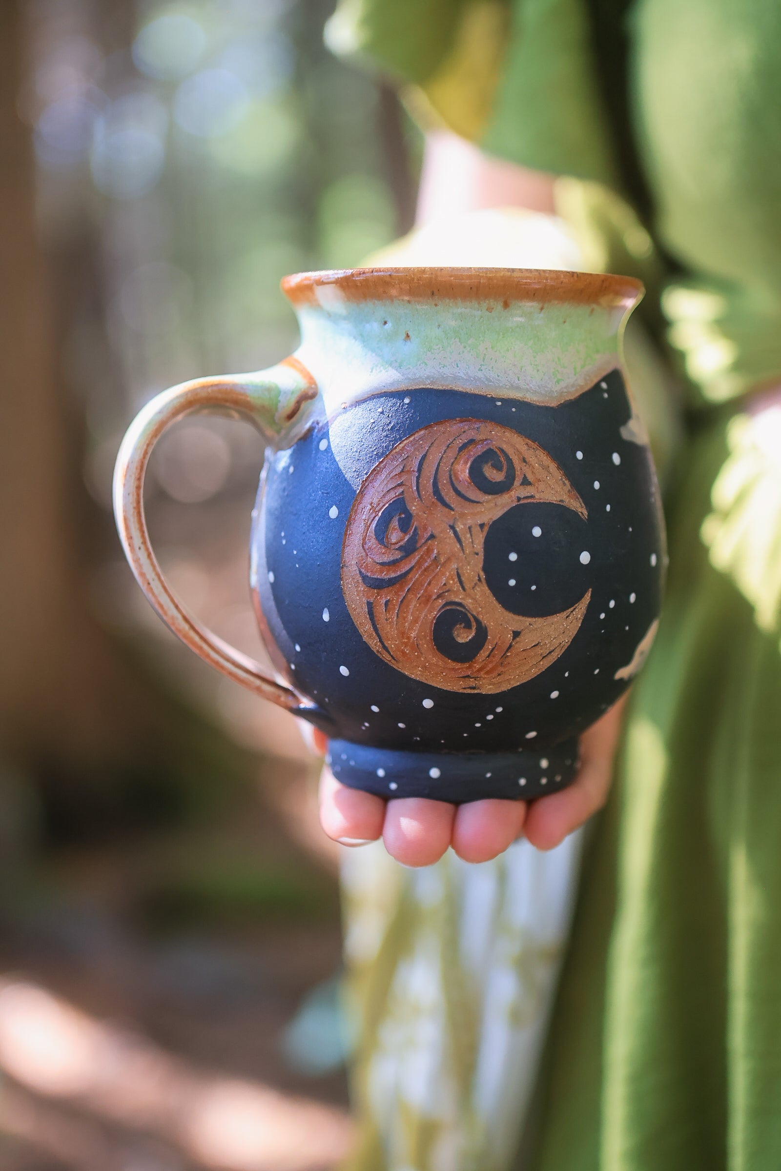 15 Moonlit Troubadour Hawk Mug 17 oz