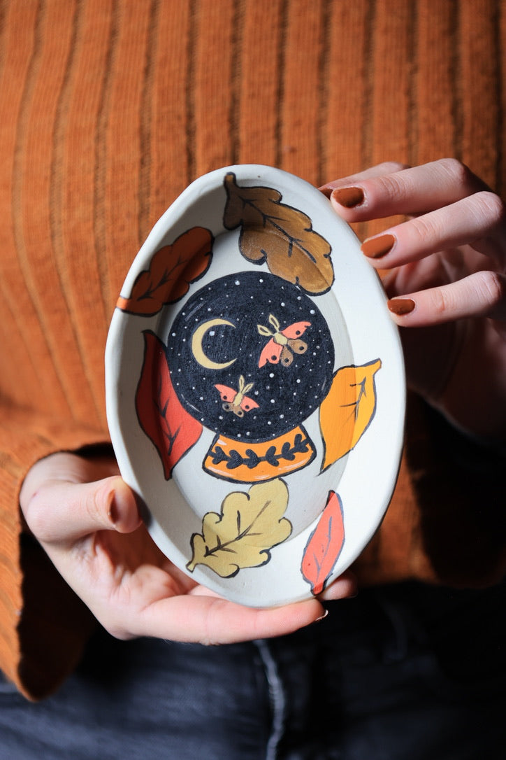 Autumn Crystal Ball Porcelain Dish