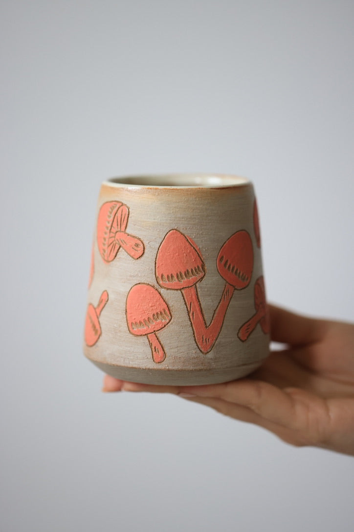 31 Forest Fungi Mug 14 oz