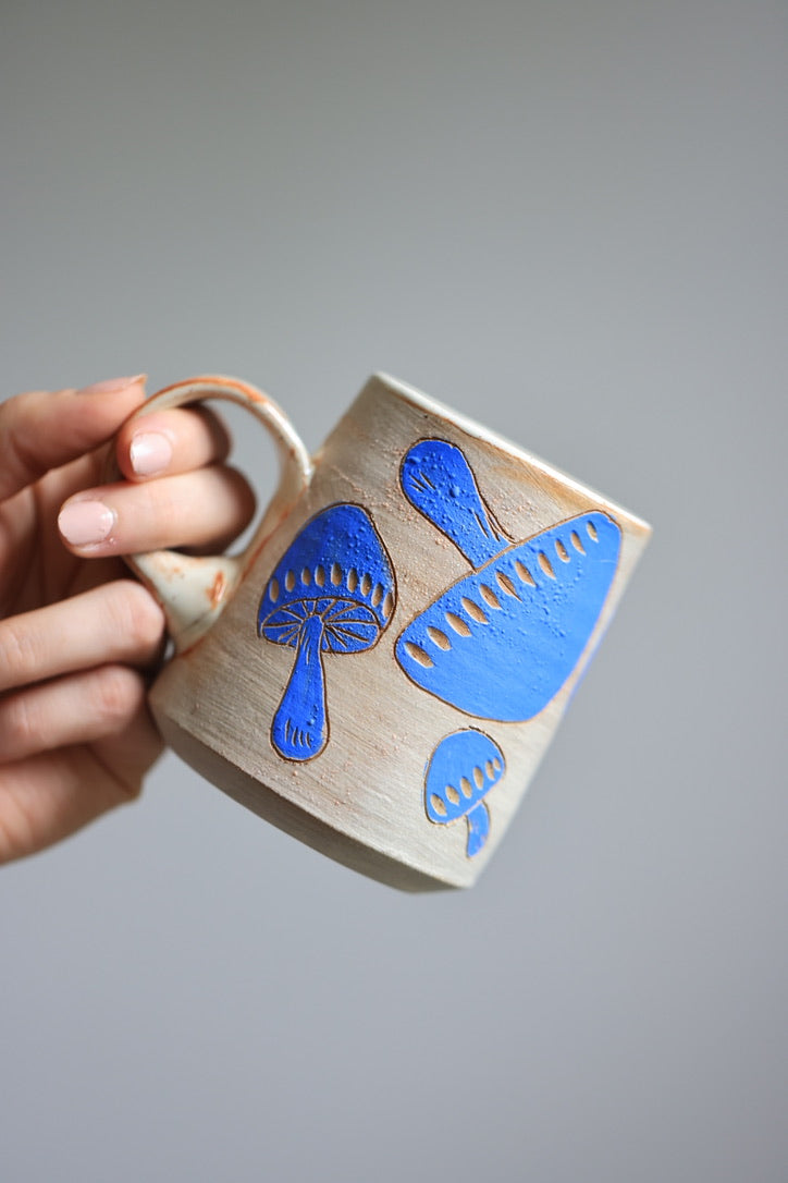24 Forest Fungi Mug 12 oz