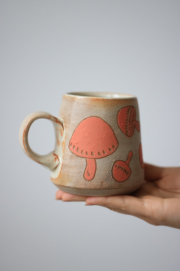 31 Forest Fungi Mug 14 oz