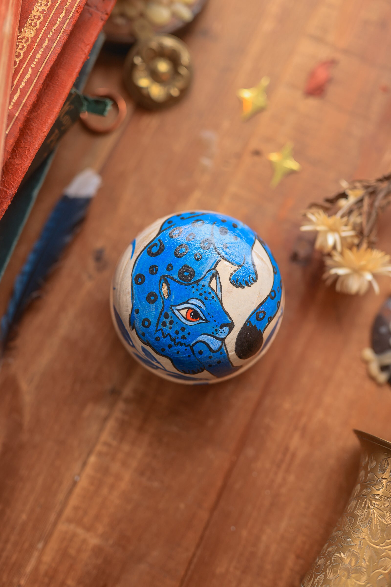 Painted Snow Leopard of Jhasa Jewelry Box