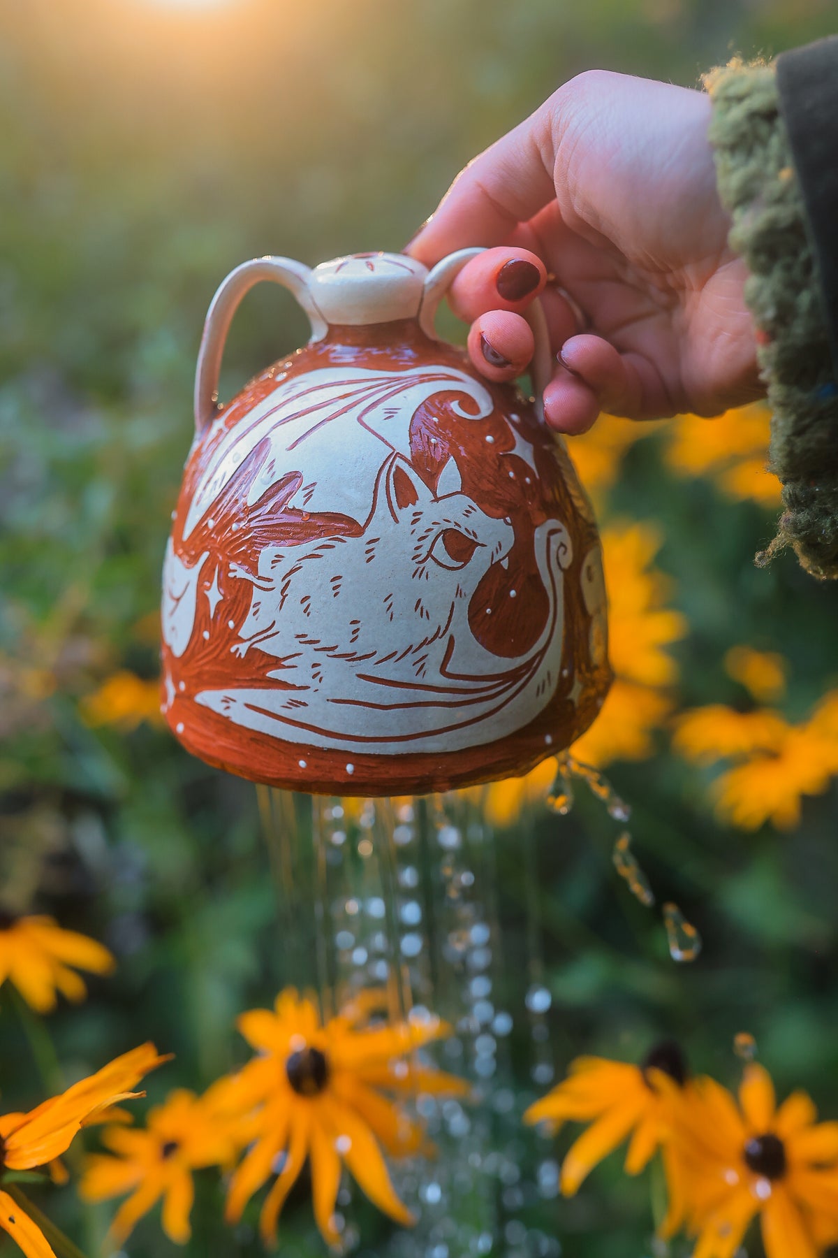 Autumn Night Flyers Rain Pot in Terracotta