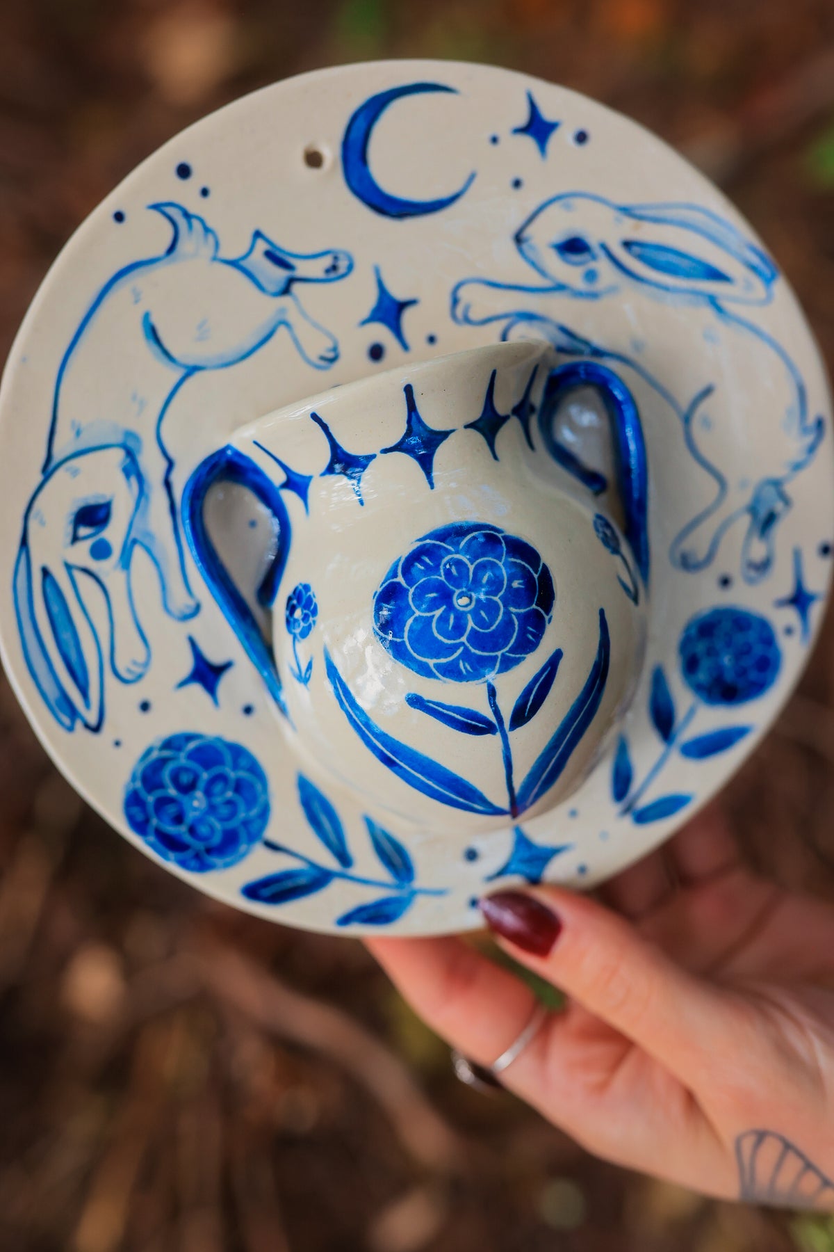 Meadow Rabbits of Morwain Wall Pocket in Painted Blue-On-White Porcelain