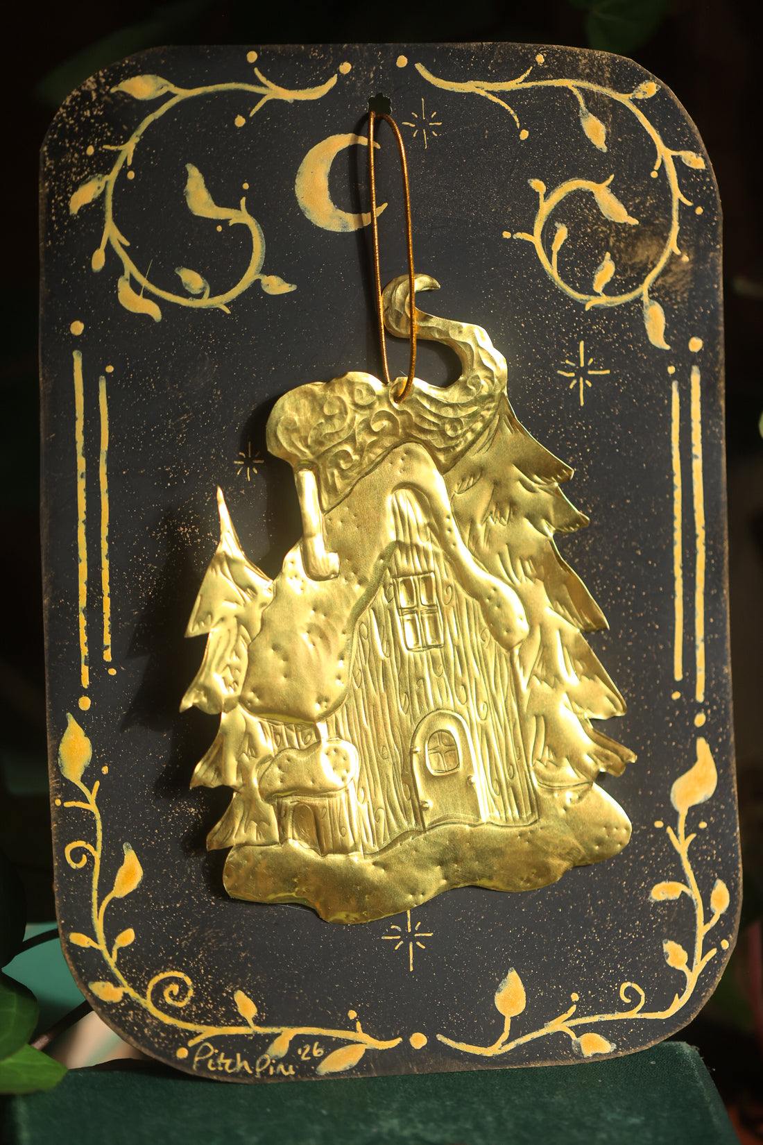 Golden Cozy Cabin Talisman in Antique Brass