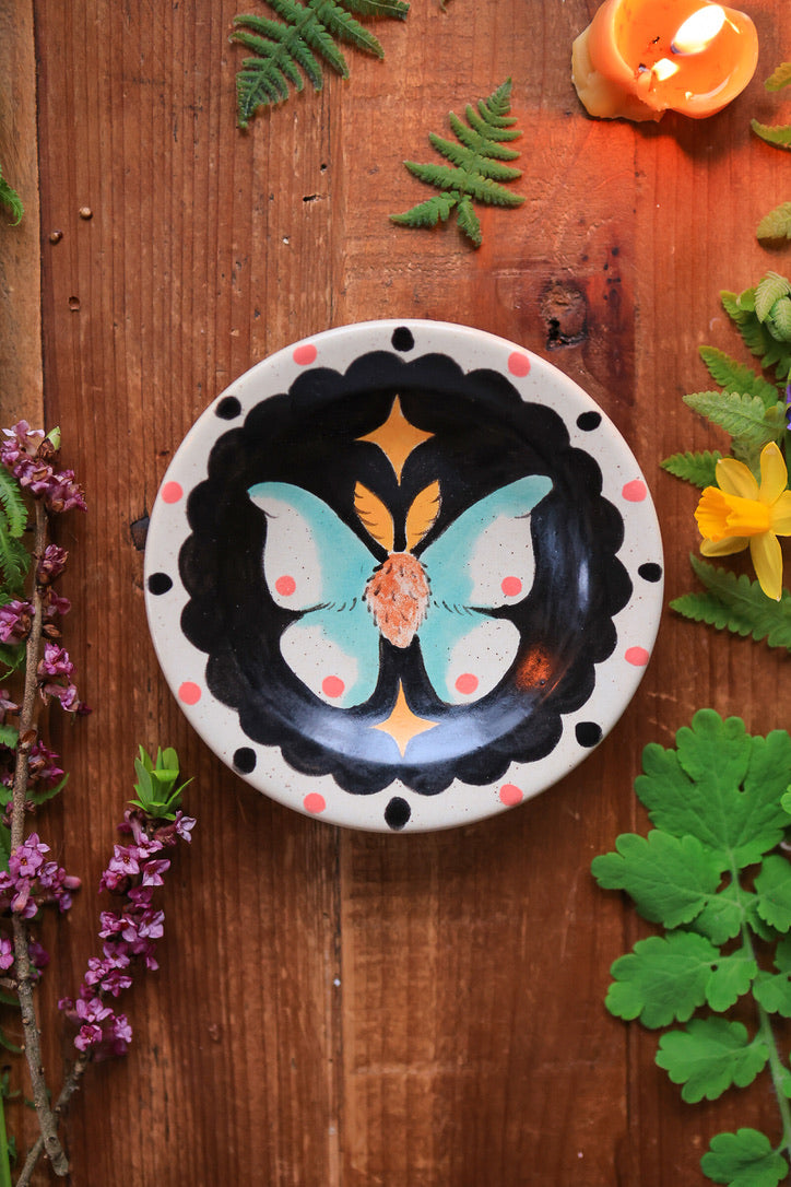 Petite Meadow Moth Pastry Dish