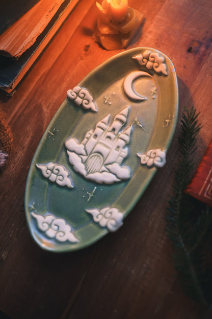 Castle in the Clouds Dish in Rosemary Green Porcelain