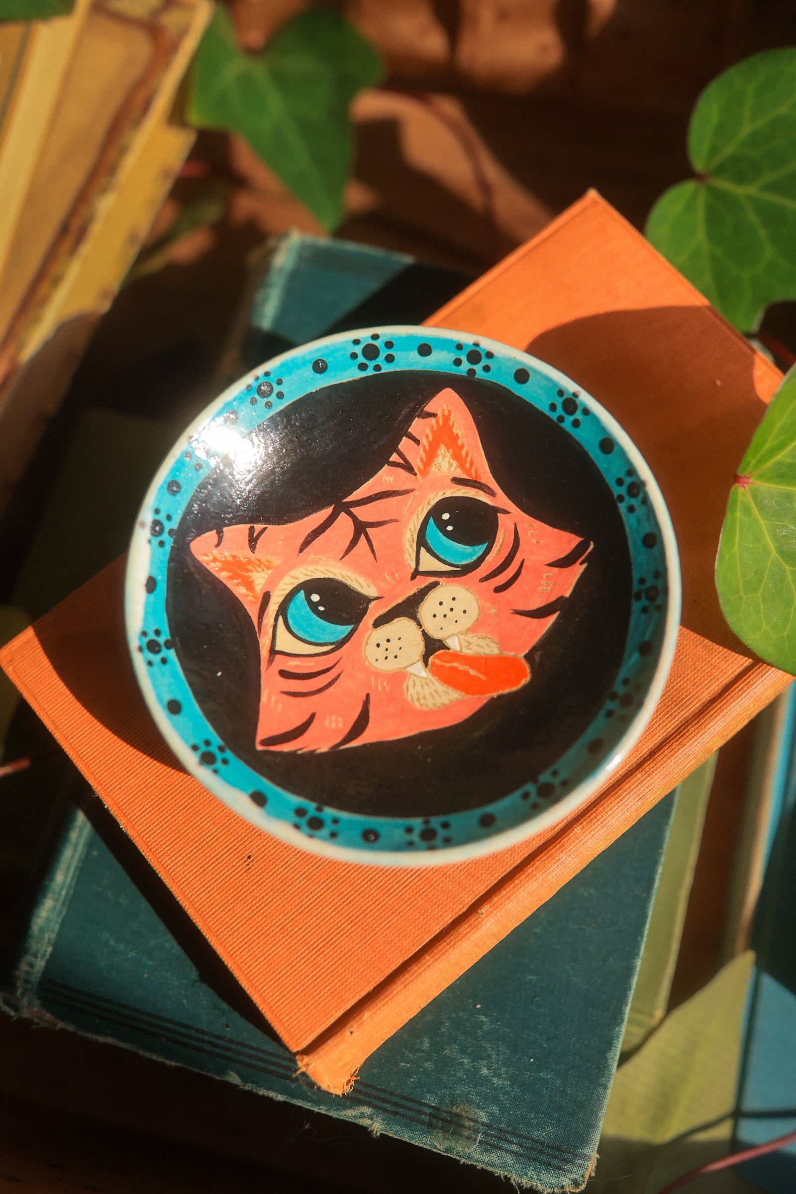 Little Royal Rose Tiger Dish