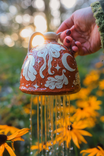 Autumn Night Flyers Rain Pot in Terracotta