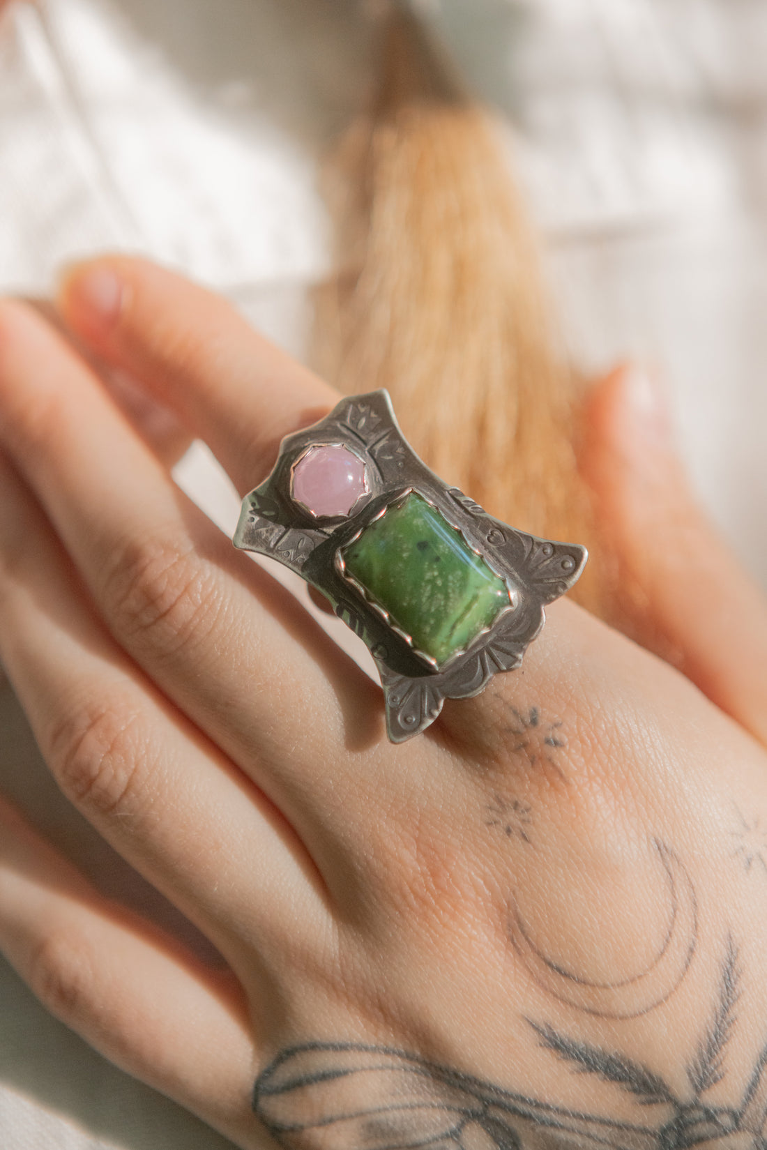 Fernlore Shield Ring - Antiqued Silver with Nephrite Jade & Kunzite size 7.5